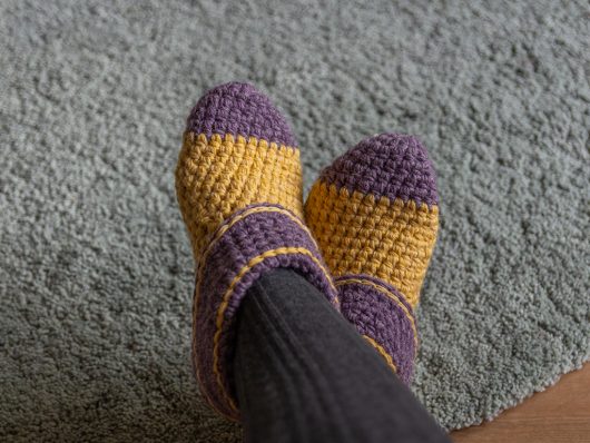 Cozy Slippers - size 38-39 - Image 2