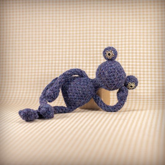 Lucky Frog - Blue (magnets) - Image 2