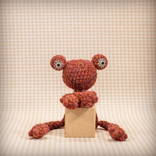 Lucky Frog - Brick red (magnets) - Image 2