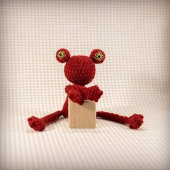 Lucky Frog - Dark red