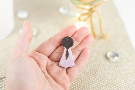 Pink angel decoration - Image 4