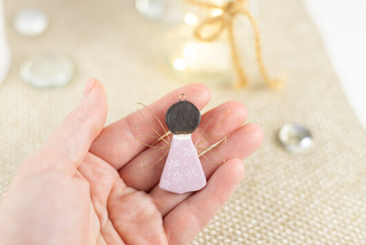 Pink angel decoration - Image 4