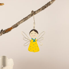 Keltainen enkelikoriste