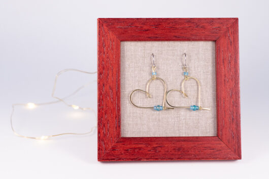 Heart earrings - brass - Image 3