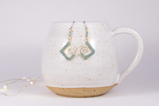 Spiral earrings - brass - Image 2