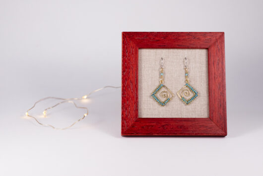Spiral earrings - brass - Image 3
