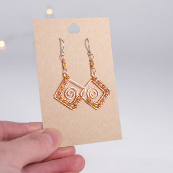 Spiraalikorvakorut - kupari