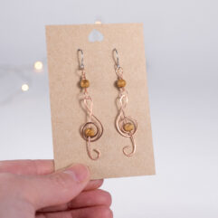 Treble clef earrings - copper
