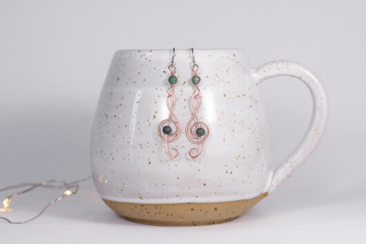 Treble clef earrings - copper - Image 2