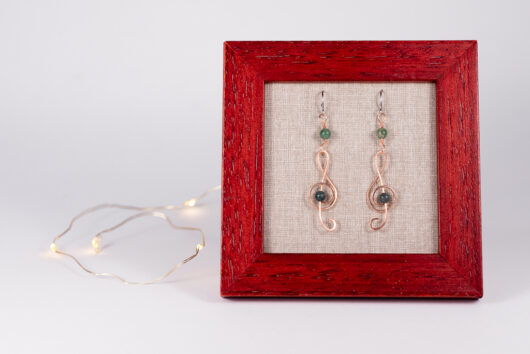 Treble clef earrings - copper - Image 3
