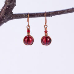 Lasihelmikorvakorut - kupari