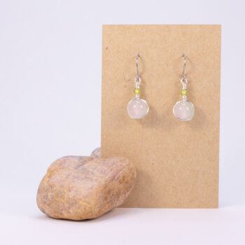 Lasihelmikorvakorut - hopeoitu kupari