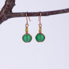 Lasihelmikorvakorut - kupari