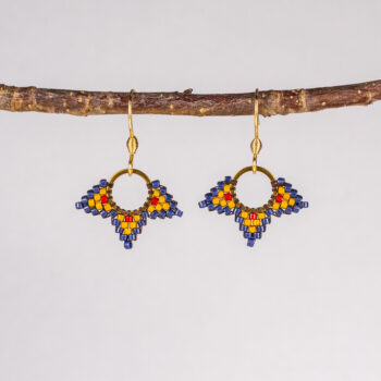 Siemenhelmikorvakorut