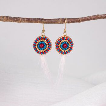 Poronkarva korvakorut